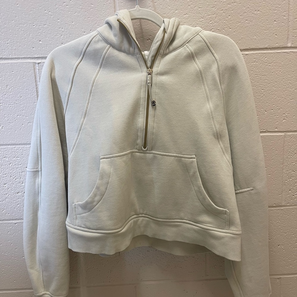 Lululemon beige scuba with gold detail